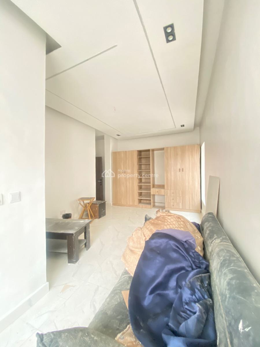 2 Bedroom Apartment in a Serviced Estate, Ikate, Ikate Elegushi, Lekki, Lagos, Flat / Apartment for Rent