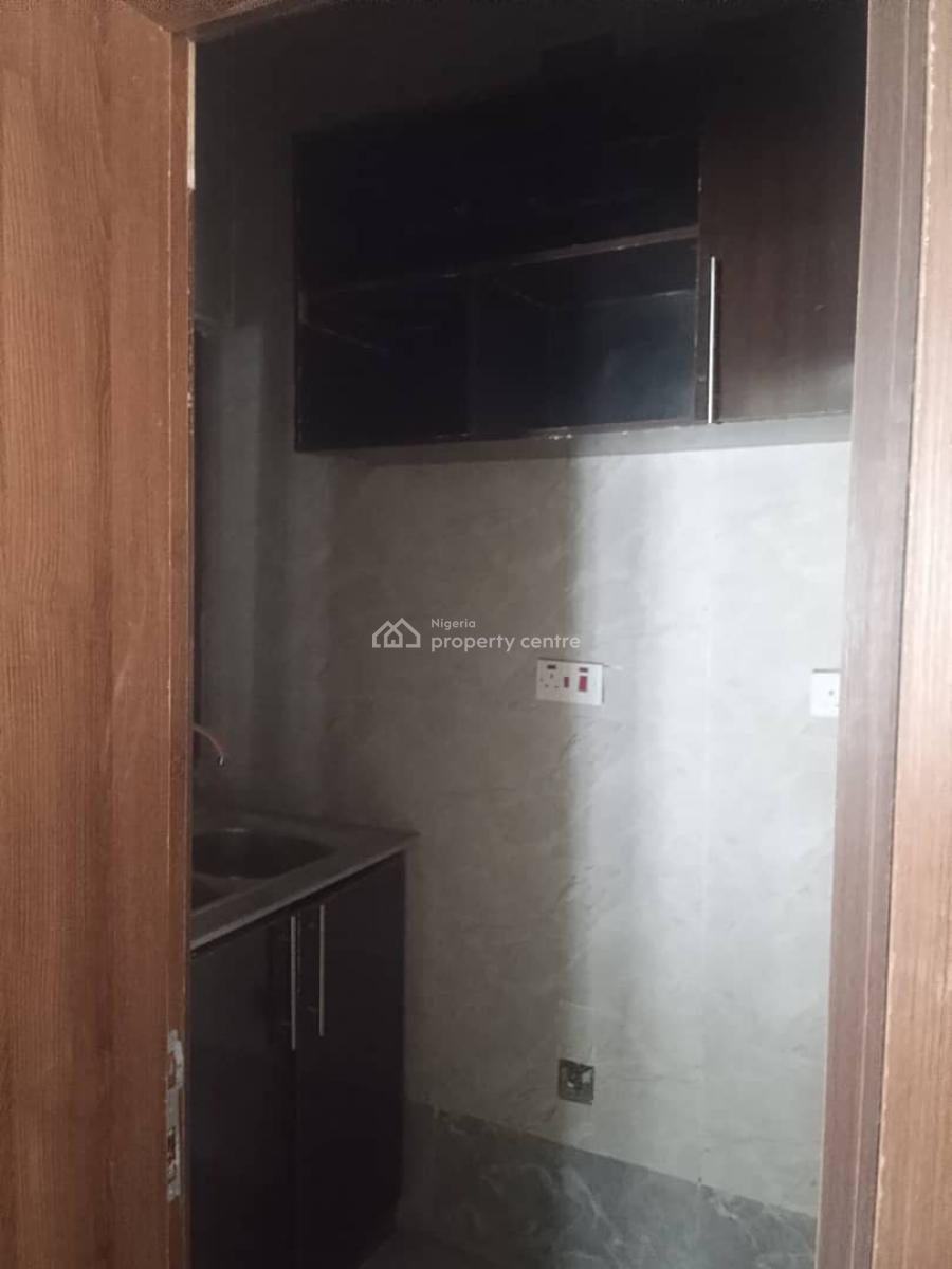 Self Contained Apartment, Jubilation Avenue, Maitama 2, Maitama District, Abuja, Self Contain (single Rooms) for Rent