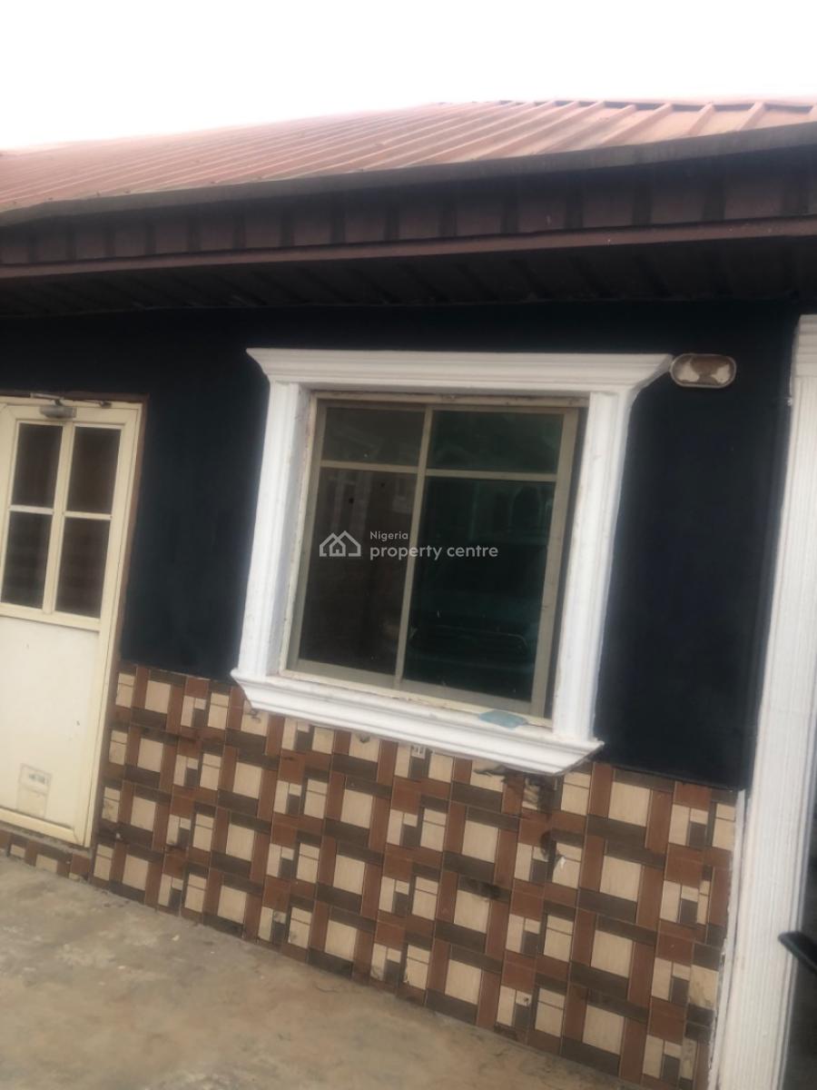 Mini Flat, Makogi, Magboro, Ogun, Mini Flat (room and Parlour) for Rent