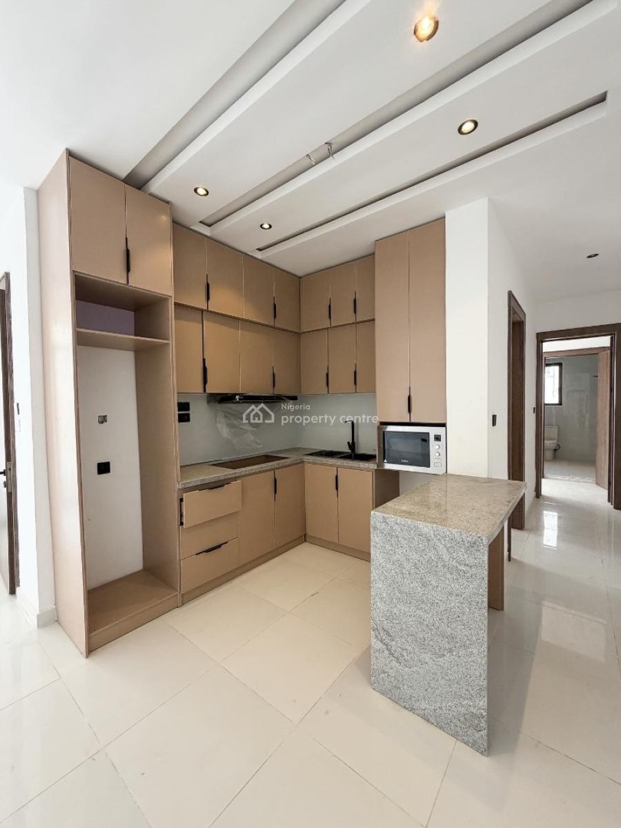 Lovely 3 Bedroom Apartment, Lekki Phase 1, Lekki Phase 1, Lekki, Lagos, Block of Flats for Sale