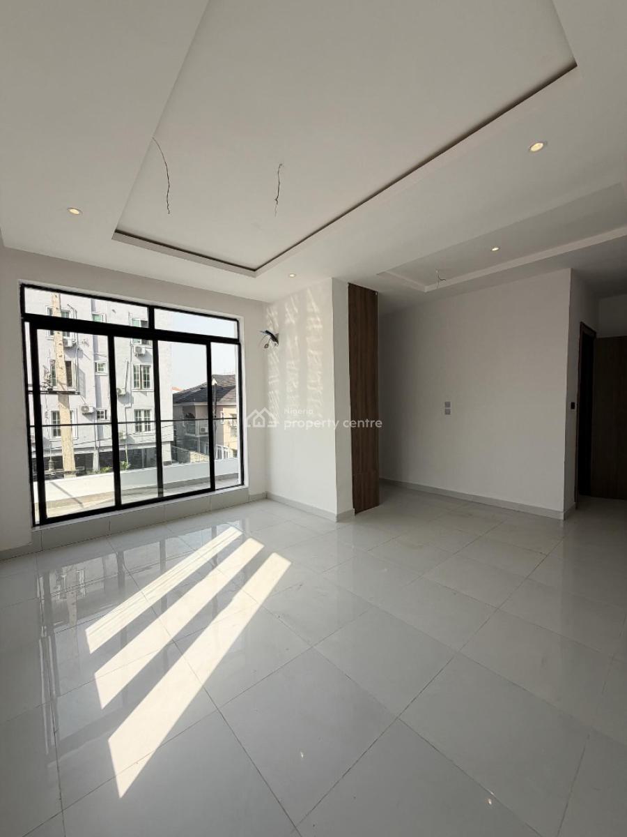 Lovely 3 Bedroom Apartment, Lekki Phase 1, Lekki Phase 1, Lekki, Lagos, Block of Flats for Sale