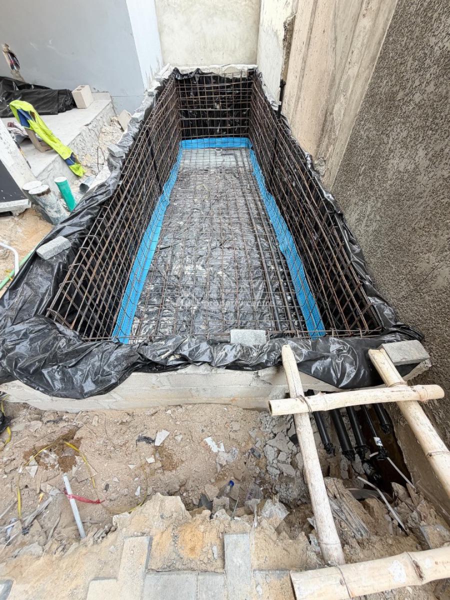 Lovely 3 Bedroom Apartment, Lekki Phase 1, Lekki Phase 1, Lekki, Lagos, Block of Flats for Sale