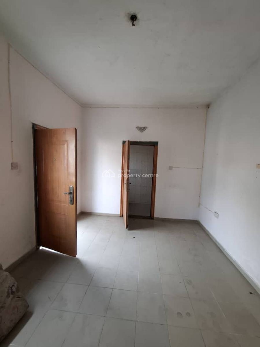 a Room Self Contained, Lekki Phase 1, Lekki, Lagos, Self Contain (single Rooms) for Rent