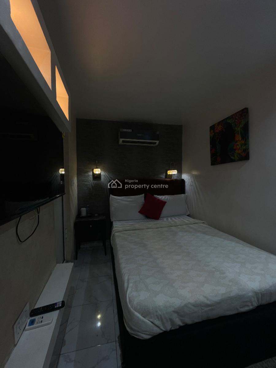 Furnished One Bedroom Apartment, Lekki Phase 1, Lekki, Lagos, Mini Flat (room and Parlour) for Rent