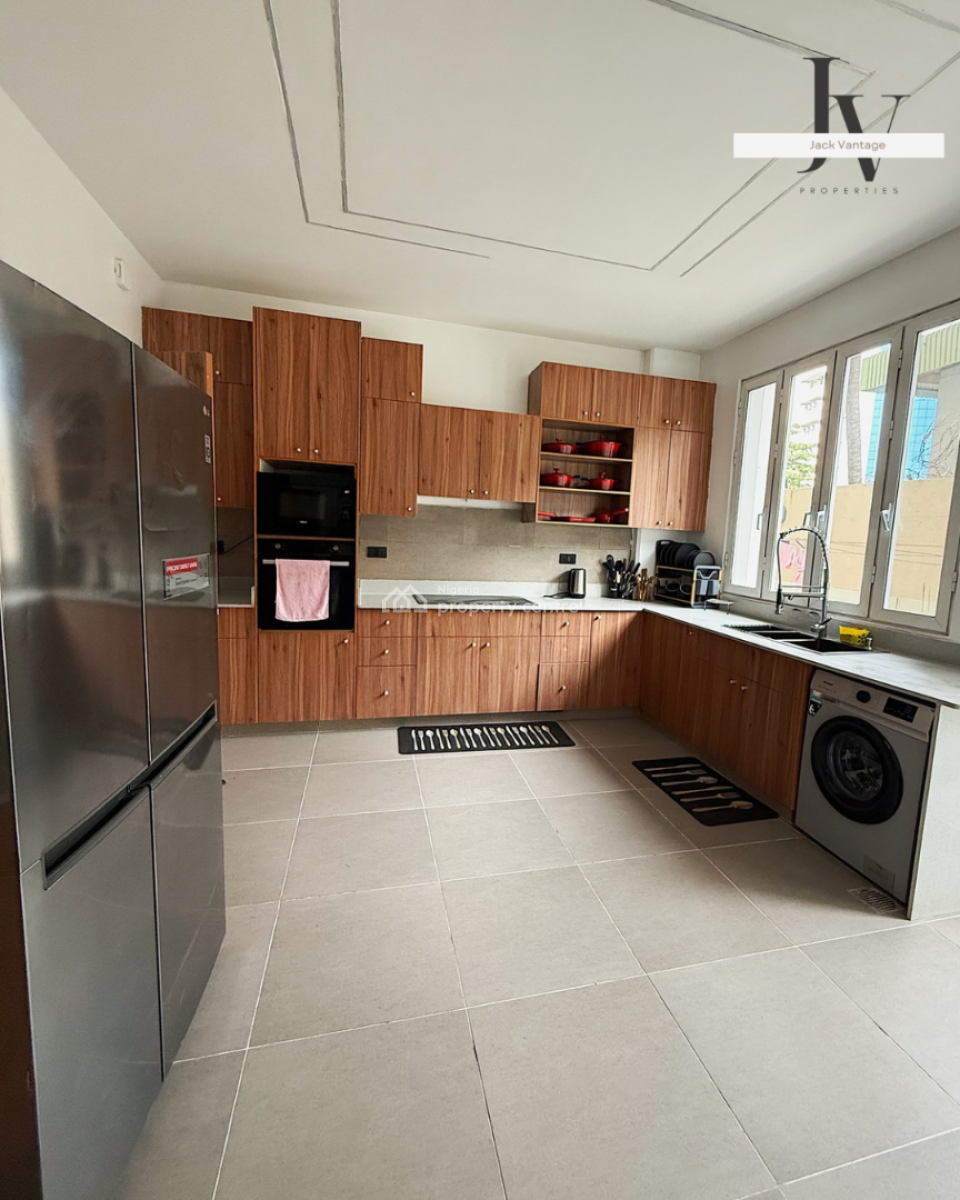 3-bedroom Furnished Apartment with Bq, Victoria Island (vi), Lagos, Flat / Apartment for Rent