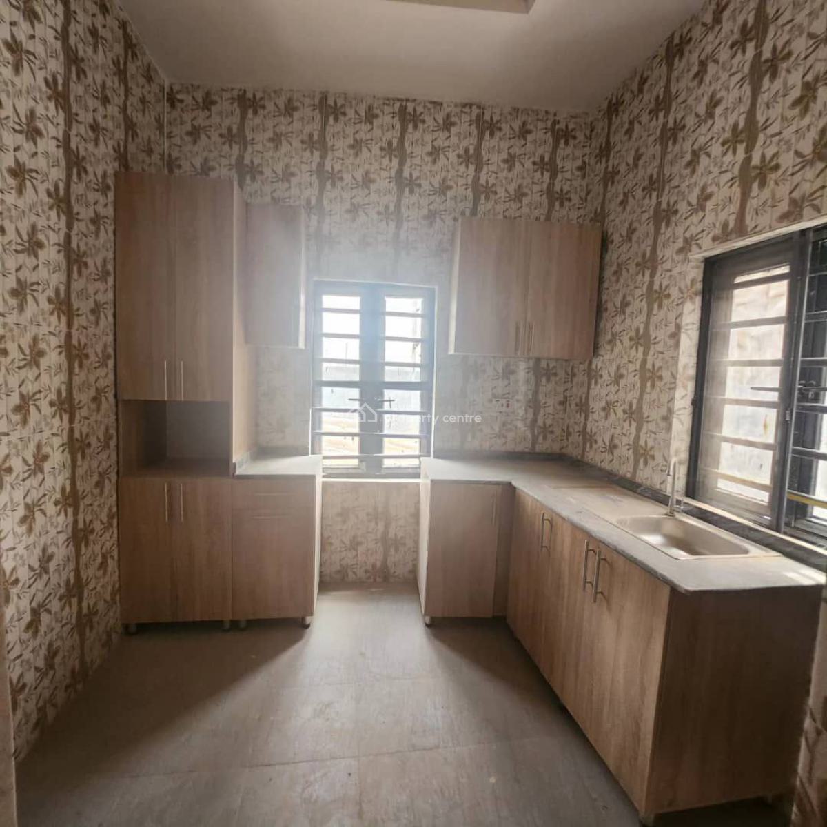 2 Bedroom Duplex, Kolapo Ishola Gra, Akobo, Ibadan, Oyo, Semi-detached Duplex for Rent