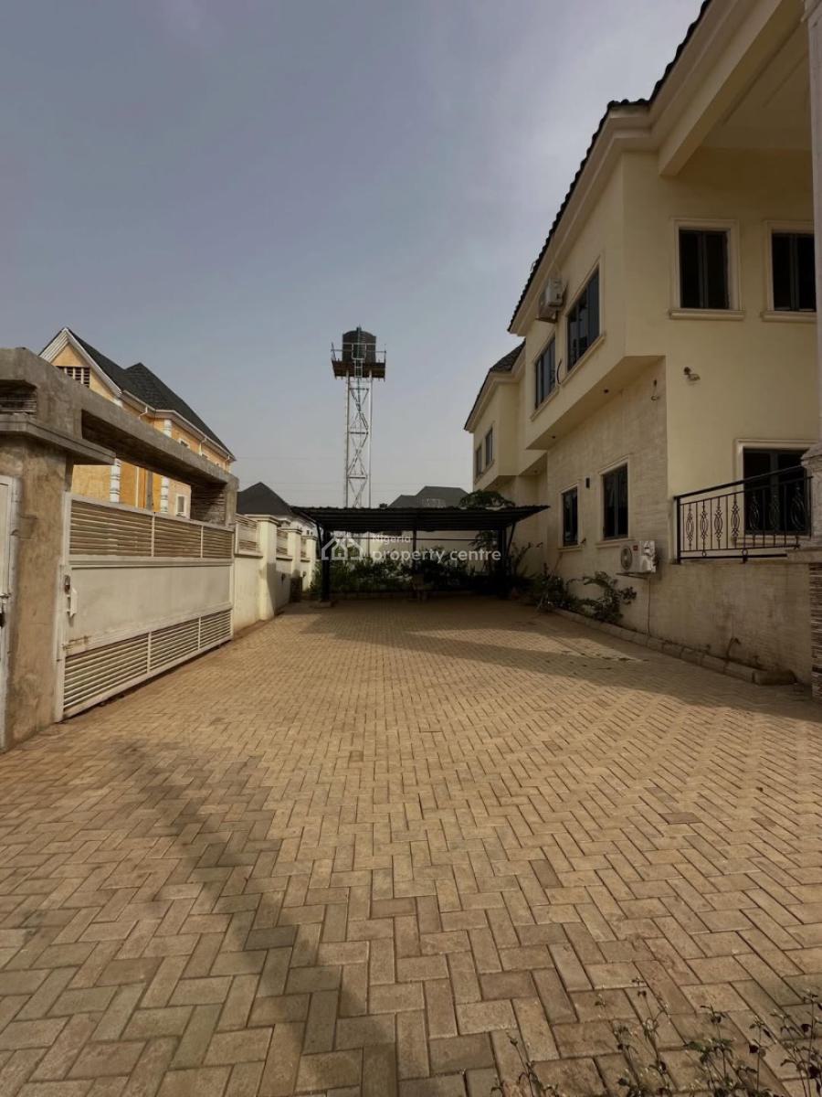 Massive 4 Bedroom Fully Detached Duplex + Boys Quarter, Kukwaba, Abuja, Detached Duplex for Sale