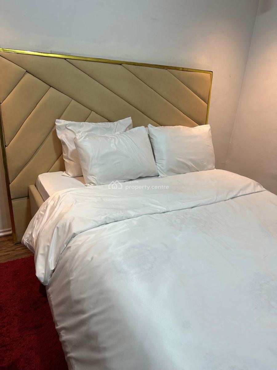 Furnished Room & Parlo ( One Bedroom Apartment), Lekki Phase 1, Lekki, Lagos, Flat / Apartment for Rent