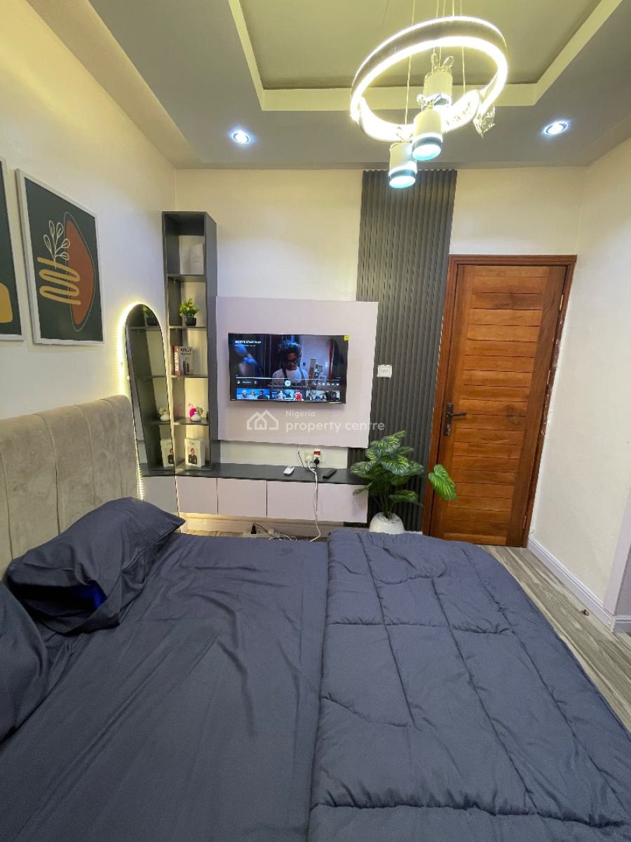 Studio Apartment with Modern Comfort Meets Luxury Livign, Yaba, Lagos, Flat / Apartment Short Let