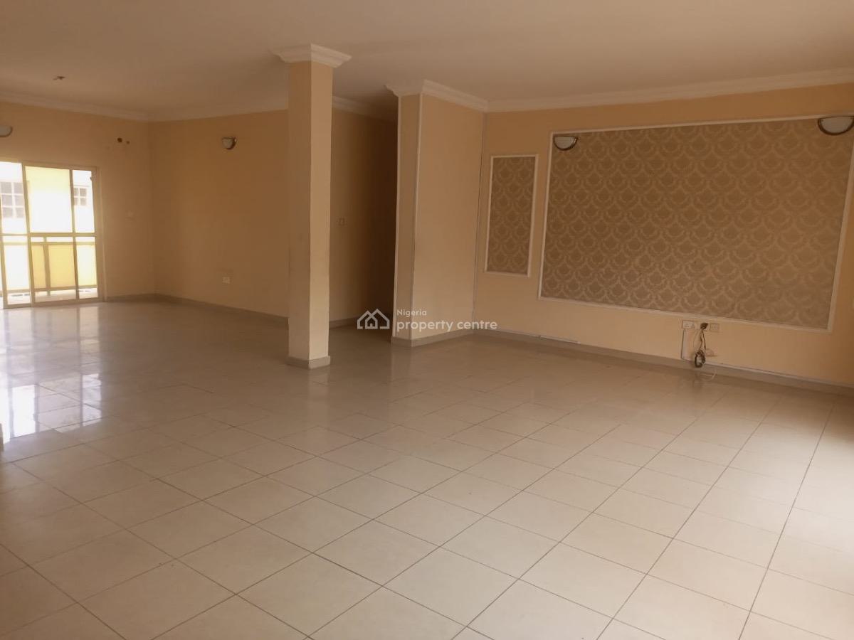 Decent Serviced and Spacious 3 Bedroom Up Flat, Ikate Elegushi, Lekki, Lagos, House for Rent
