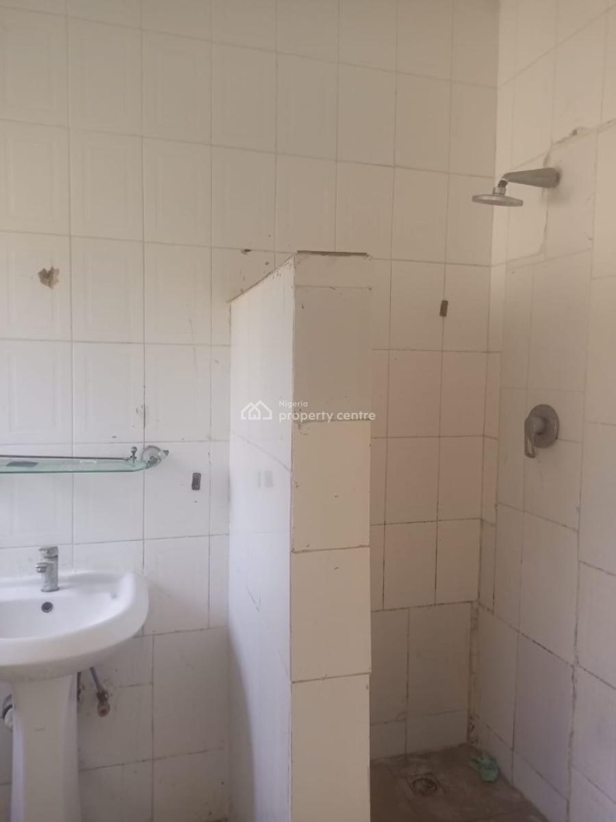 Decent Serviced and Spacious 3 Bedroom Up Flat, Ikate Elegushi, Lekki, Lagos, House for Rent