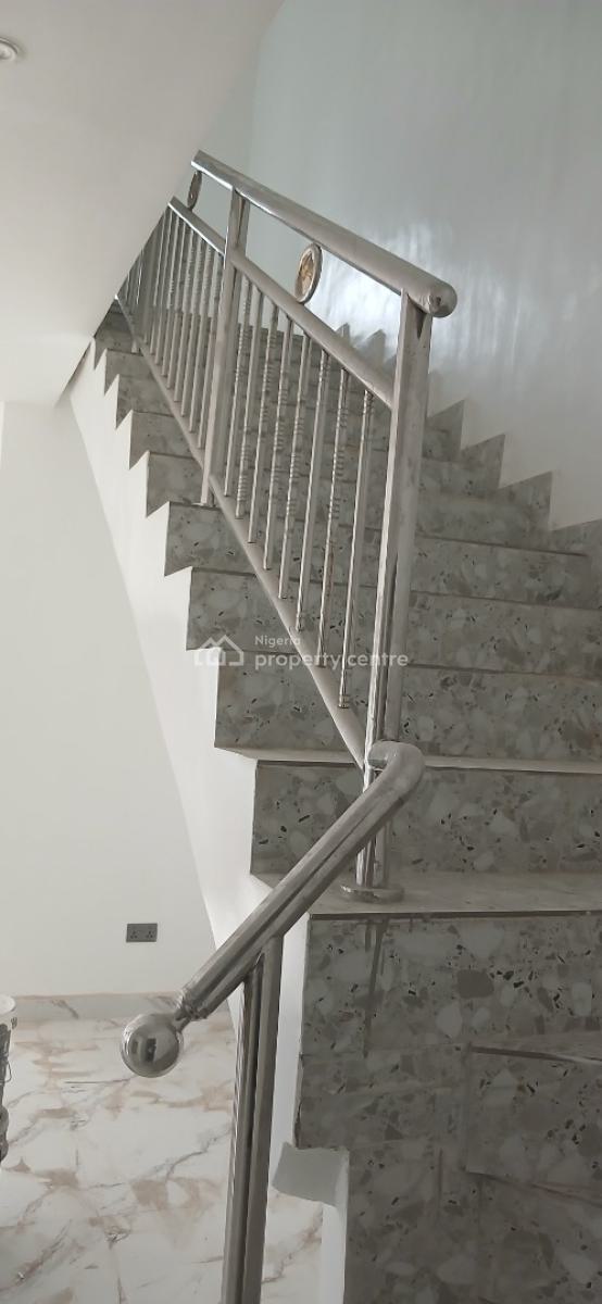 3 Bedroom Semi-detached House, Seman Estate, Lugbe District, Abuja, Flat / Apartment for Rent