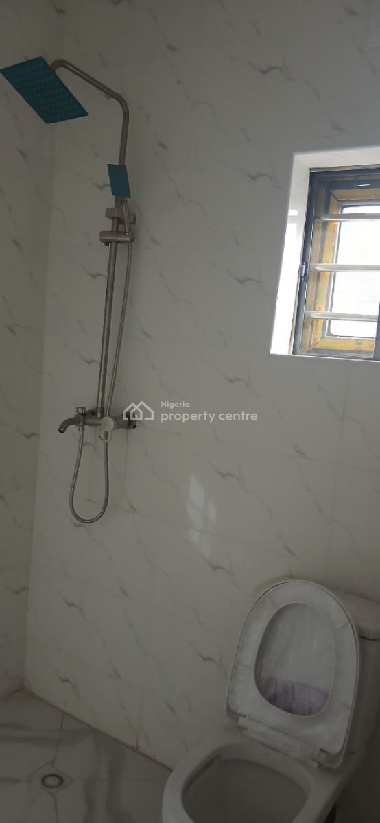 3 Bedroom Semi-detached House, Seman Estate, Lugbe District, Abuja, Flat / Apartment for Rent
