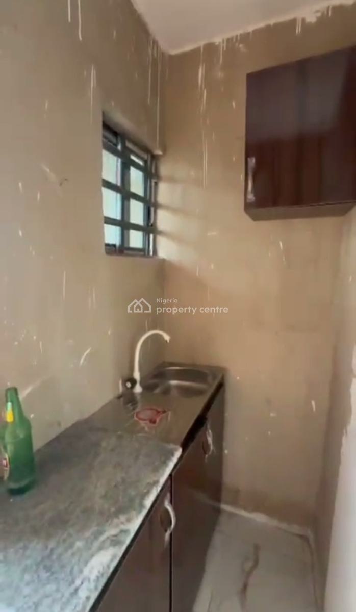 Decent, Standard, Room Self Contain, Off Pedro Road, Shomolu, Lagos, Self Contain (single Rooms) for Rent