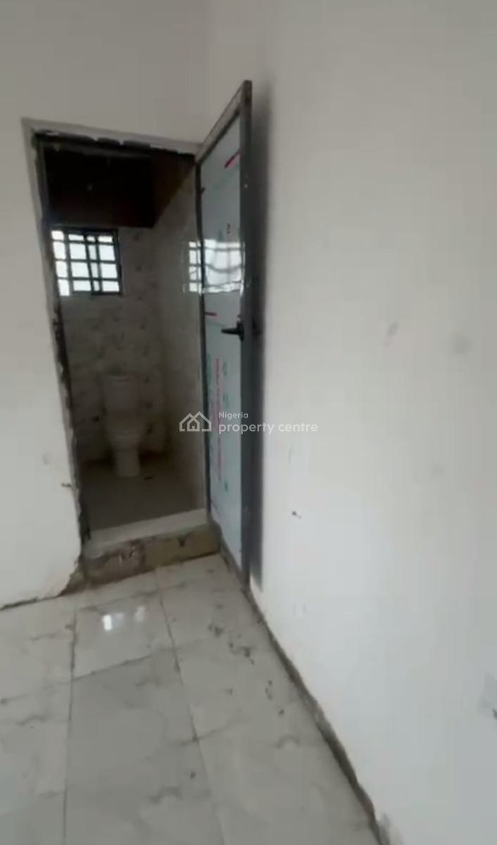 Decent, Standard, Room Self Contain, Off Pedro Road, Shomolu, Lagos, Self Contain (single Rooms) for Rent