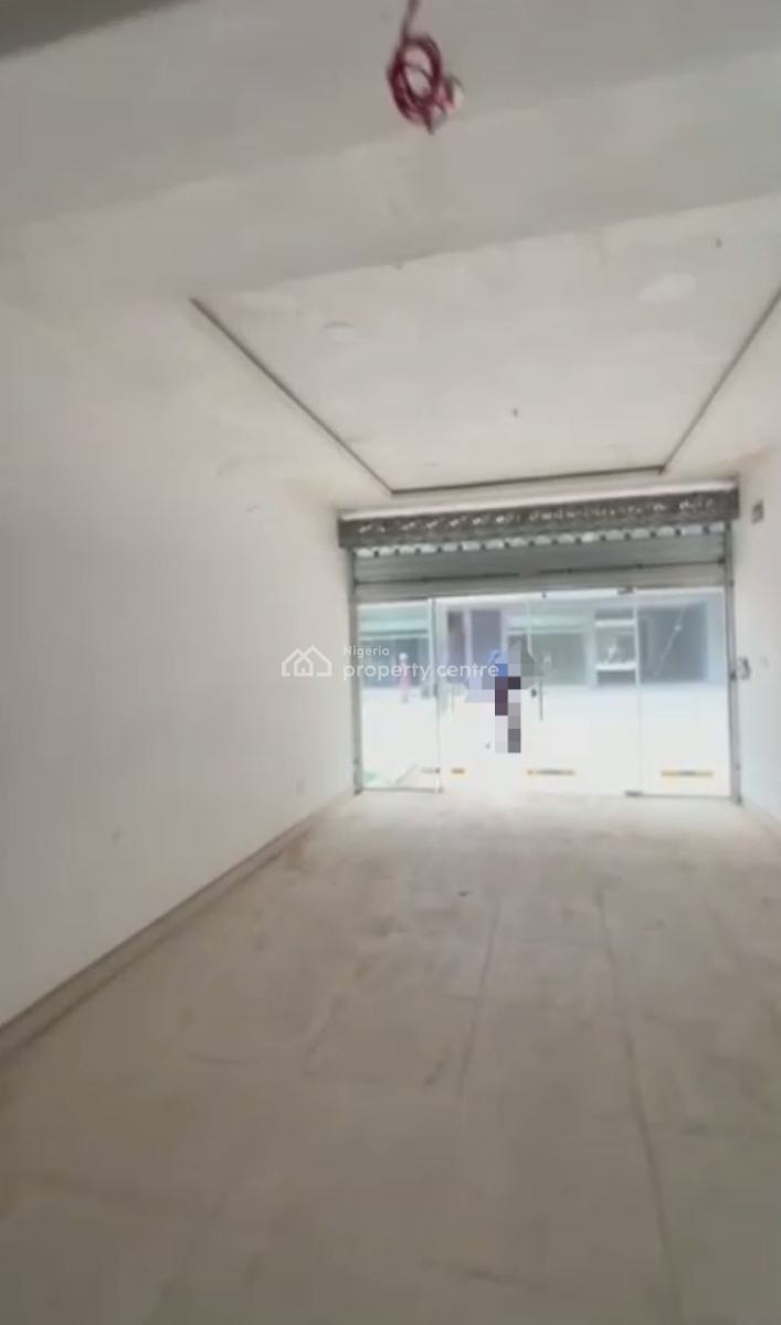 Pharmacy Shop Space in a Shopping Mall, Wuse 2, Abuja, Plaza / Complex / Mall for Rent