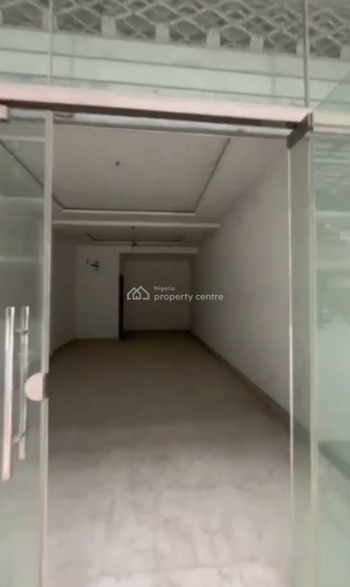 Pharmacy Shop Space in a Shopping Mall, Wuse 2, Abuja, Plaza / Complex / Mall for Rent