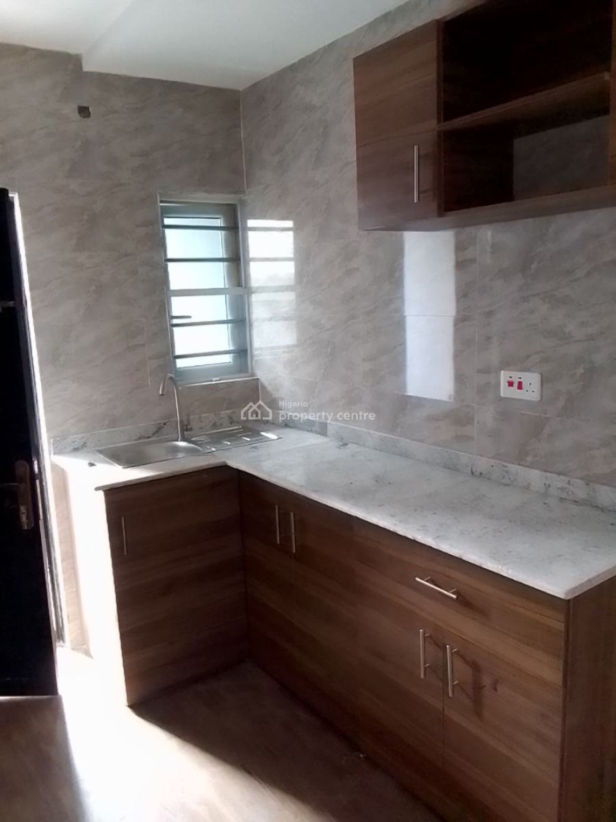Newly Built 2 Bedroom Apartment in a Neat Neighborhood, Newly Built Apartment, Itire-ikate, Surulere, Lagos, Flat / Apartment for Rent