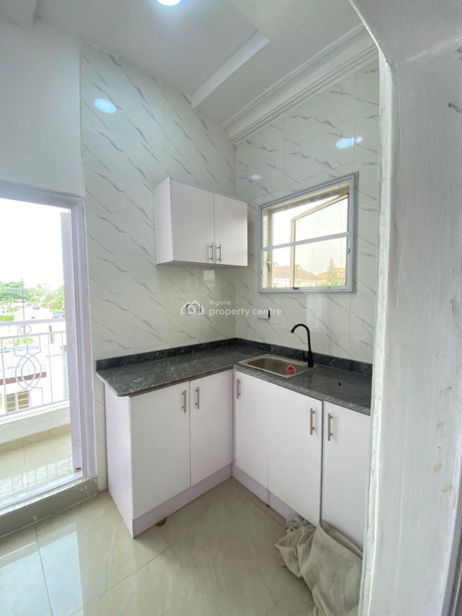 Ready to Move in Big Studio Apartment, Lekki Phase 1, Lekki, Lagos, Self Contain (single Rooms) for Rent