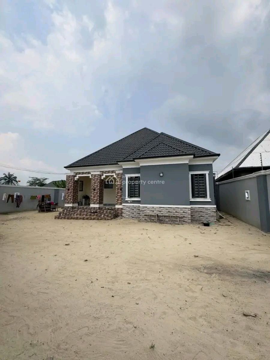 Sharply Built 3 Bedroom Bungalow, Grace Avenue Obigbo, Port Harcourt, Rivers, Detached Bungalow for Sale