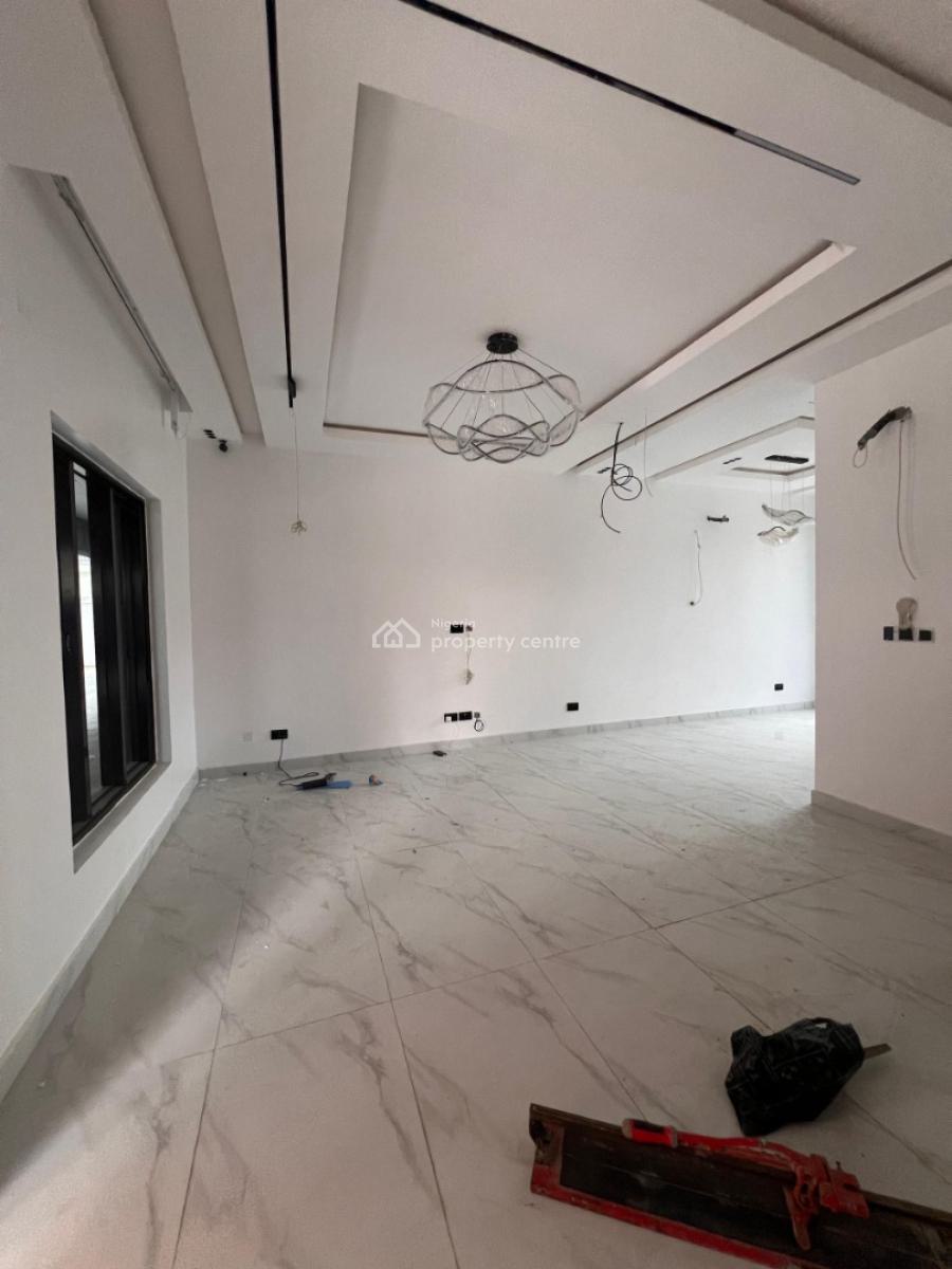 Stunning 4 Bedroom Terrace with Bq, Pool and Gym., Stunning 4 Bedroom Terrace with Bq, Pool and Gym., Lekki Phase 1, Lekki, Lagos, Terraced Duplex for Sale