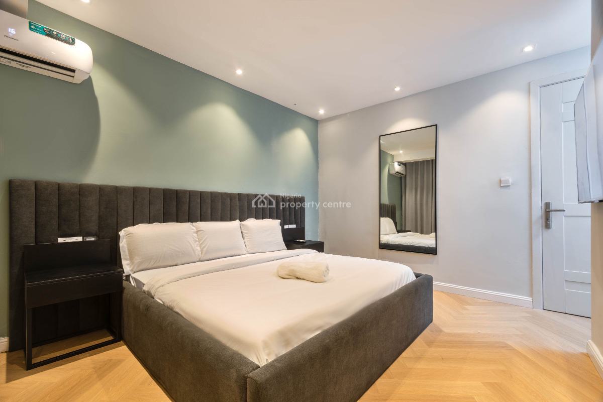 Luxury 2 Bedrooms Apartment, Rasheed Alaba Williams, Lekki Phase 1, Lekki, Lagos, Flat / Apartment Short Let