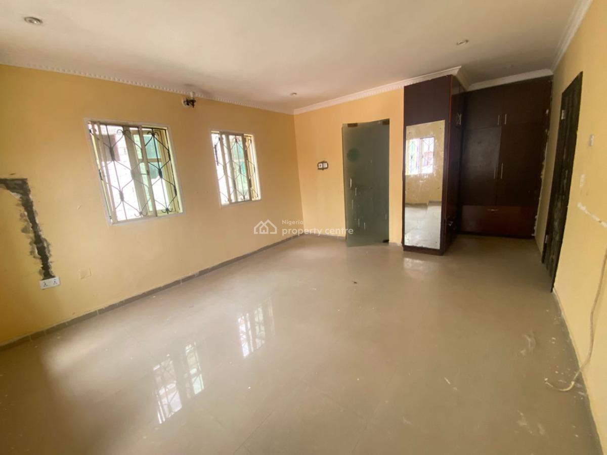 Spacious 3 Bedrooms Apartment, By Shoprite Road, Sangotedo, Ajah, Lagos, Flat / Apartment for Rent