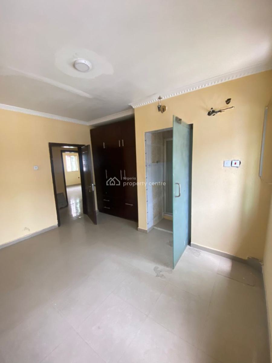 Spacious 3 Bedrooms Apartment, By Shoprite Road, Sangotedo, Ajah, Lagos, Flat / Apartment for Rent