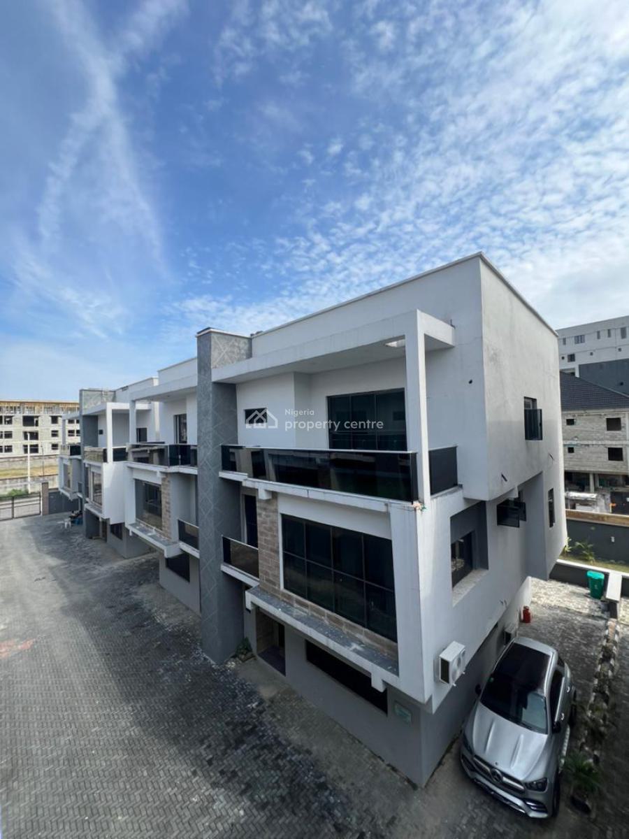 Luxury and Spacious 5-bedroom Semi-detached Duplex, Gym, and Pool, Luxury and Spacious 5-bedroom Semi-detached Duplex, Gym, and Pool, Ikate, Lekki, Lagos, Semi-detached Duplex for Sale