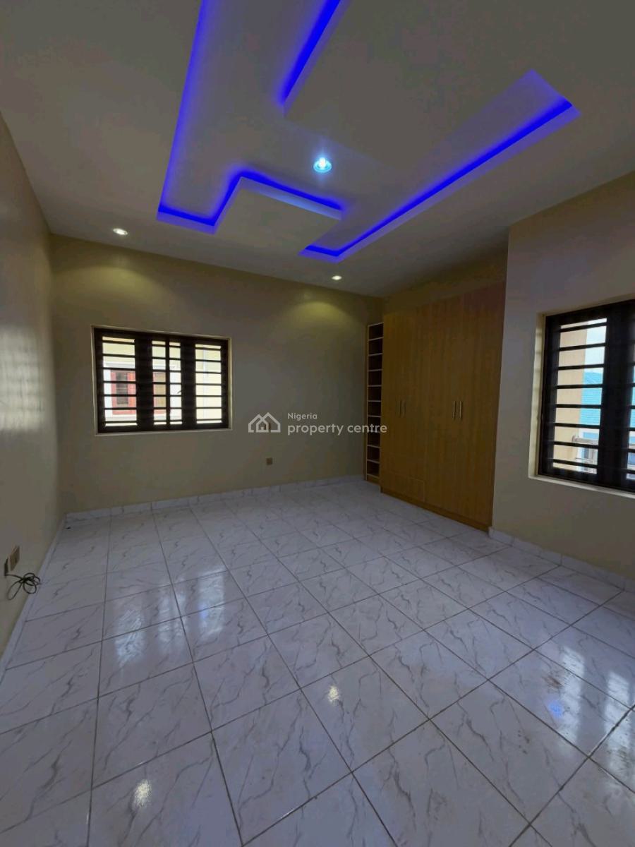 Newly Built 2 Bedroom Apartments, Alimosho, Lagos, Flat / Apartment for Sale