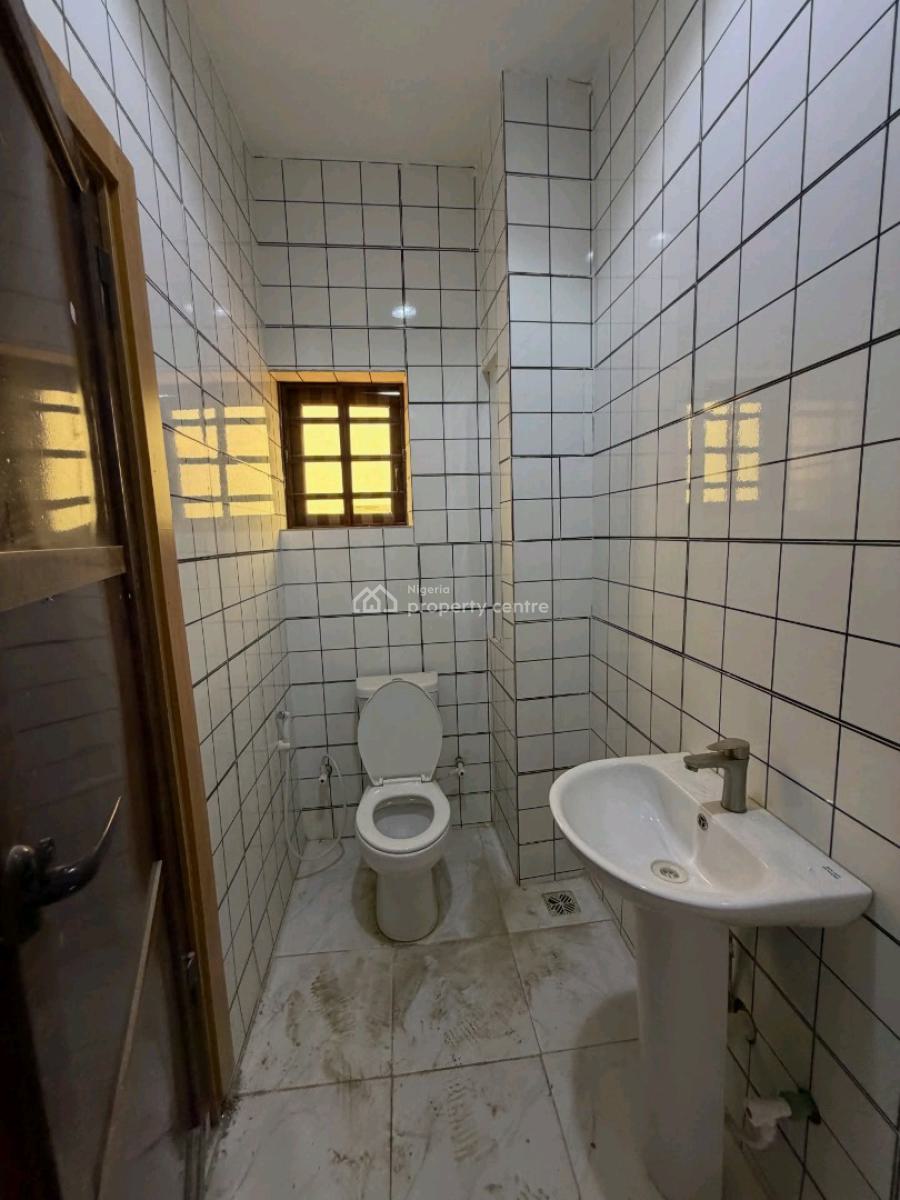 Newly Built 2 Bedroom Apartments, Alimosho, Lagos, Flat / Apartment for Sale