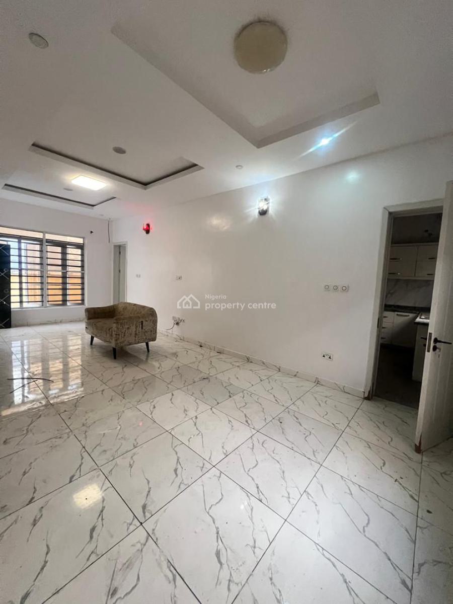 4-bedroom with Amenities, Ikota, Lekki, Lagos, Terraced Duplex for Rent