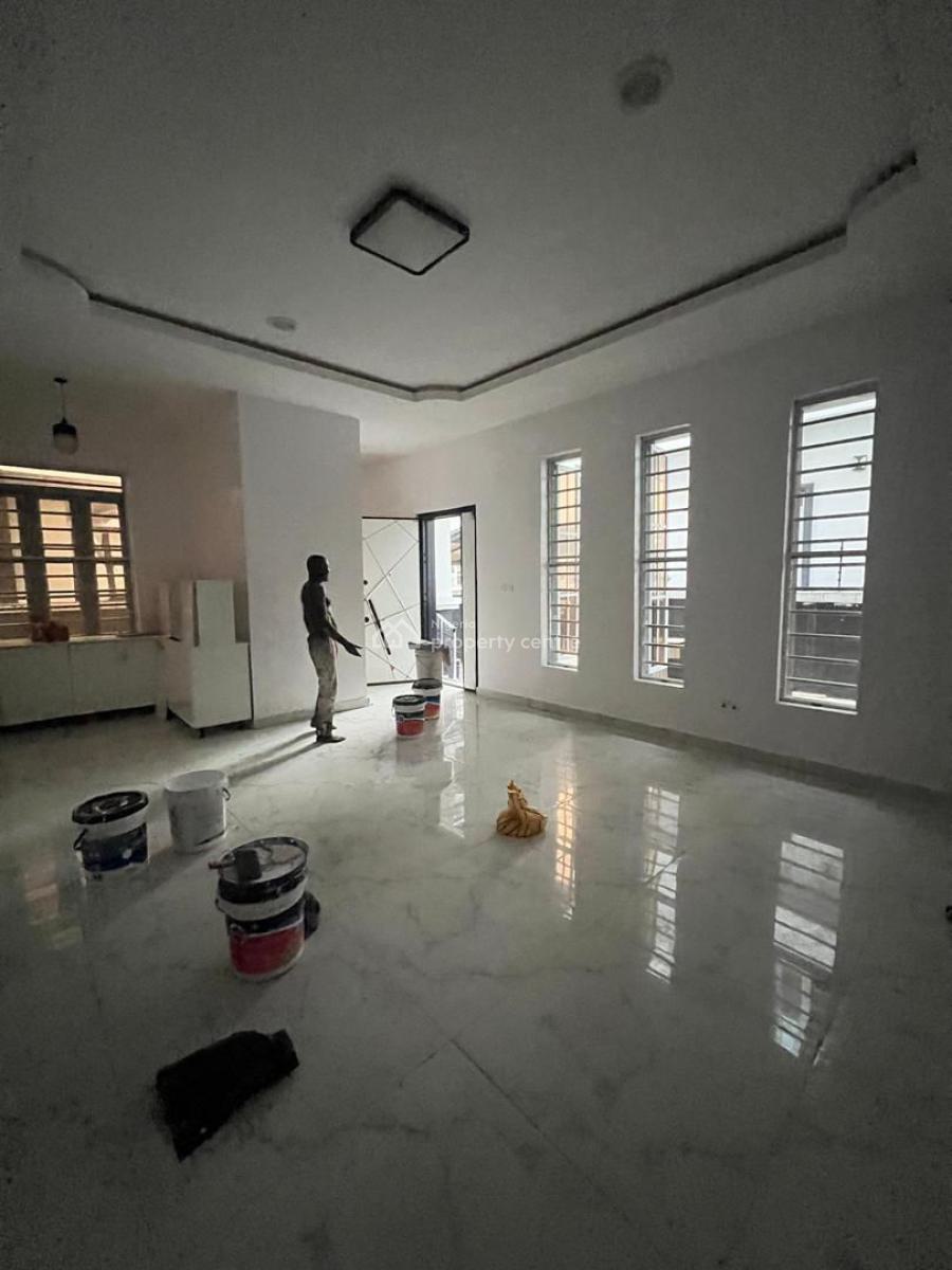 Luxury Semi-duplex: 4 Bedrooms with Bq, Ikota, Lekki, Lagos, Semi-detached Duplex for Rent