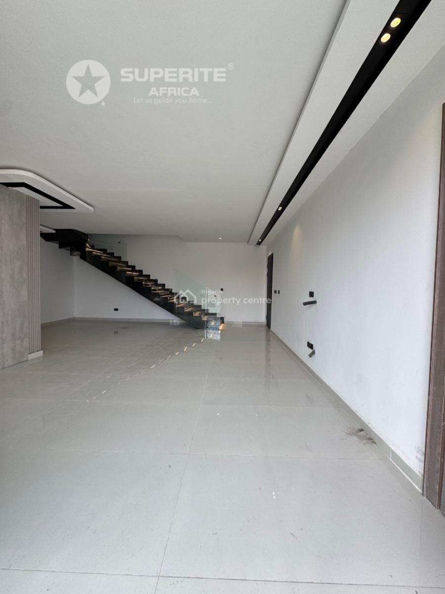 2 Bedroom Maisonette and Apartment, Lekki Phase 1, Lekki, Lagos, Block of Flats for Sale