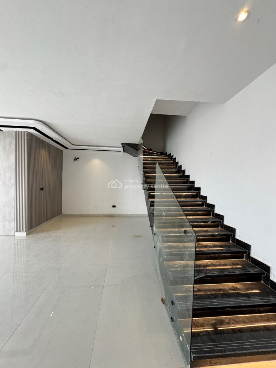 2 Bedroom Maisonette and Apartment, Lekki Phase 1, Lekki, Lagos, Block of Flats for Sale