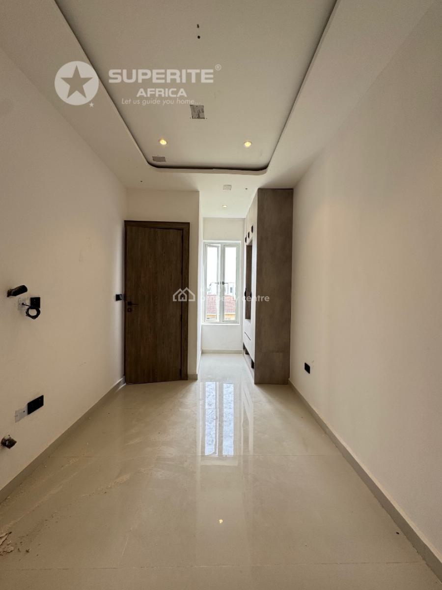 2 Bedroom Maisonette and Apartment, Lekki Phase 1, Lekki, Lagos, Block of Flats for Sale