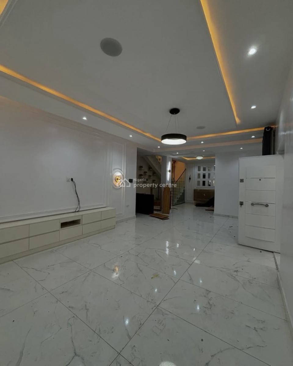 4 Bedroom Maisonette, Lekki Phase 1, Lekki, Lagos, House for Rent
