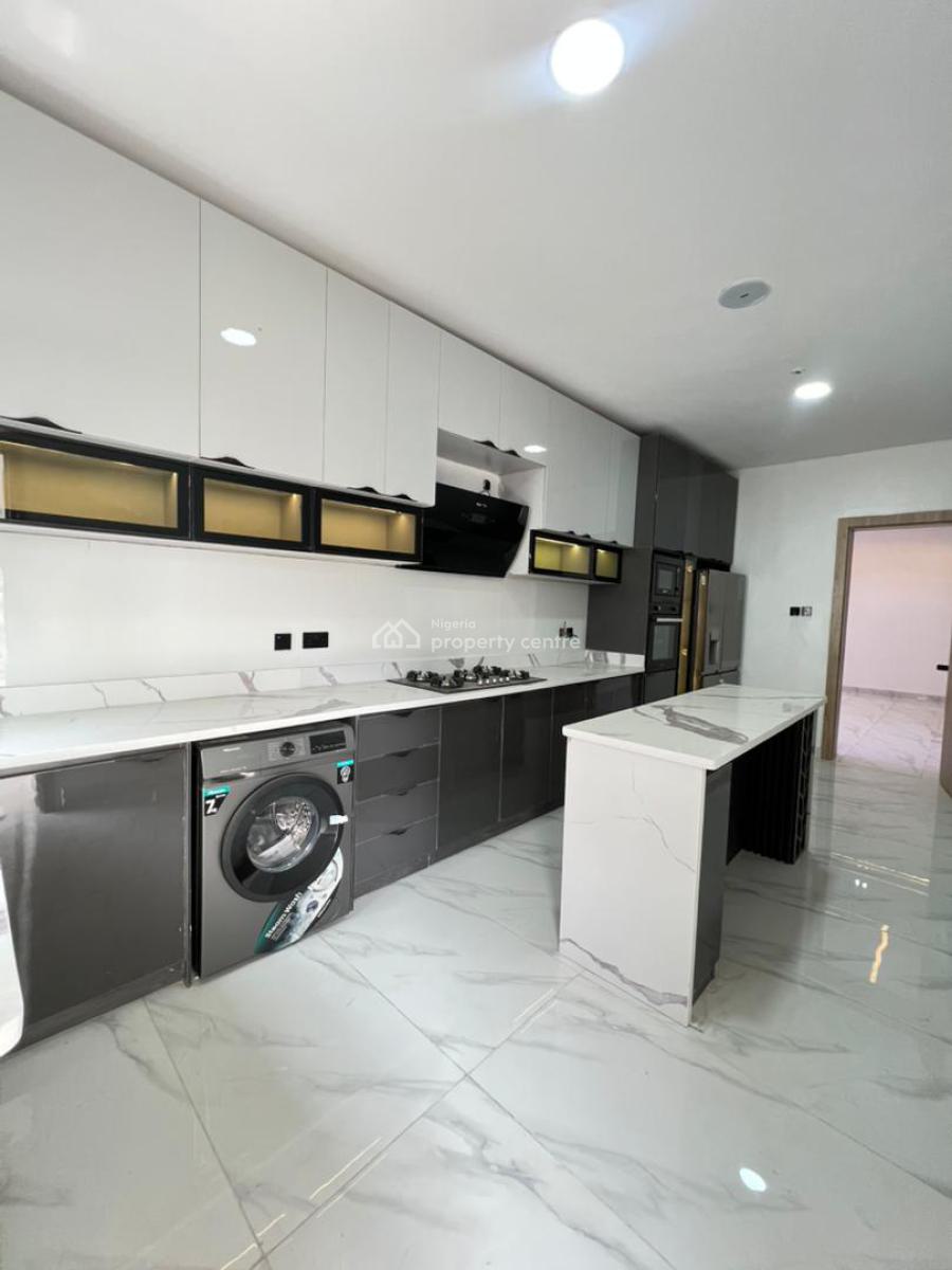 Brand New 2 Bedroom Apartment with Gym and Pool, Lekki Phase 1, Lekki, Lagos, Flat / Apartment for Sale