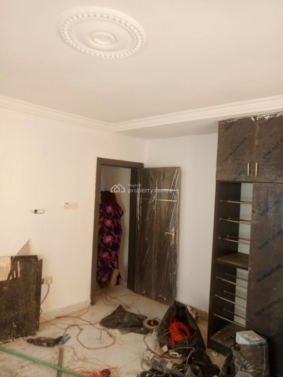 3 Bedroom Flat with All Room En Suite with Bq., Harmony Estate, Gra Phase 1, Magodo, Lagos, Flat / Apartment for Rent