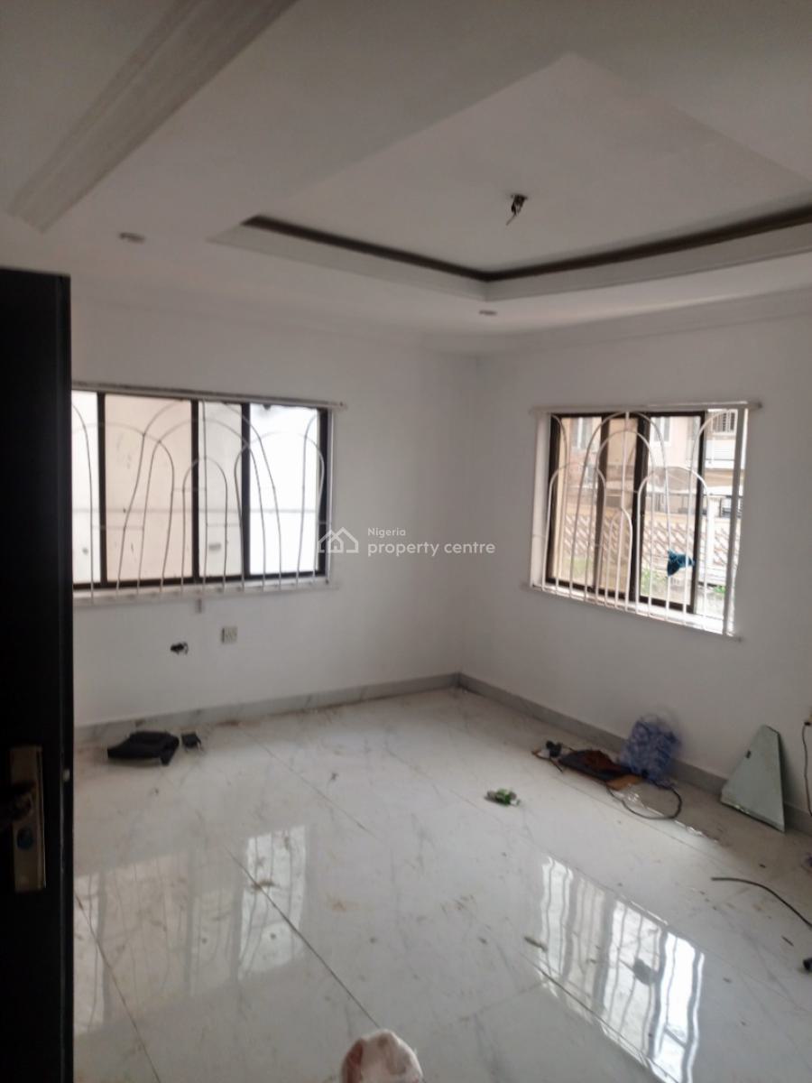 3 Bedroom Flat with All Room En Suite with Bq., Harmony Estate, Gra Phase 1, Magodo, Lagos, Flat / Apartment for Rent