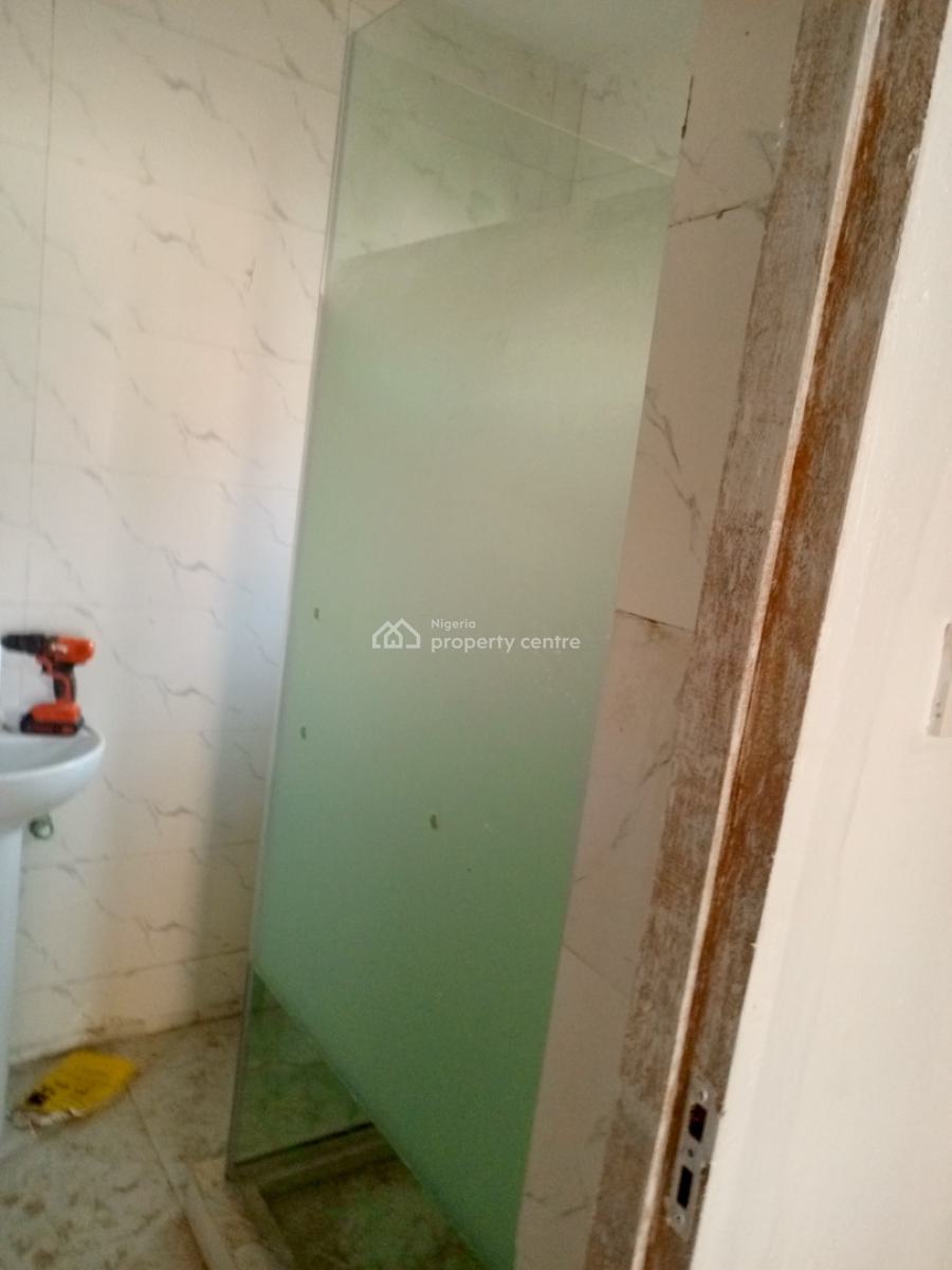 3 Bedroom Flat with All Room En Suite with Bq., Harmony Estate, Gra Phase 1, Magodo, Lagos, Flat / Apartment for Rent