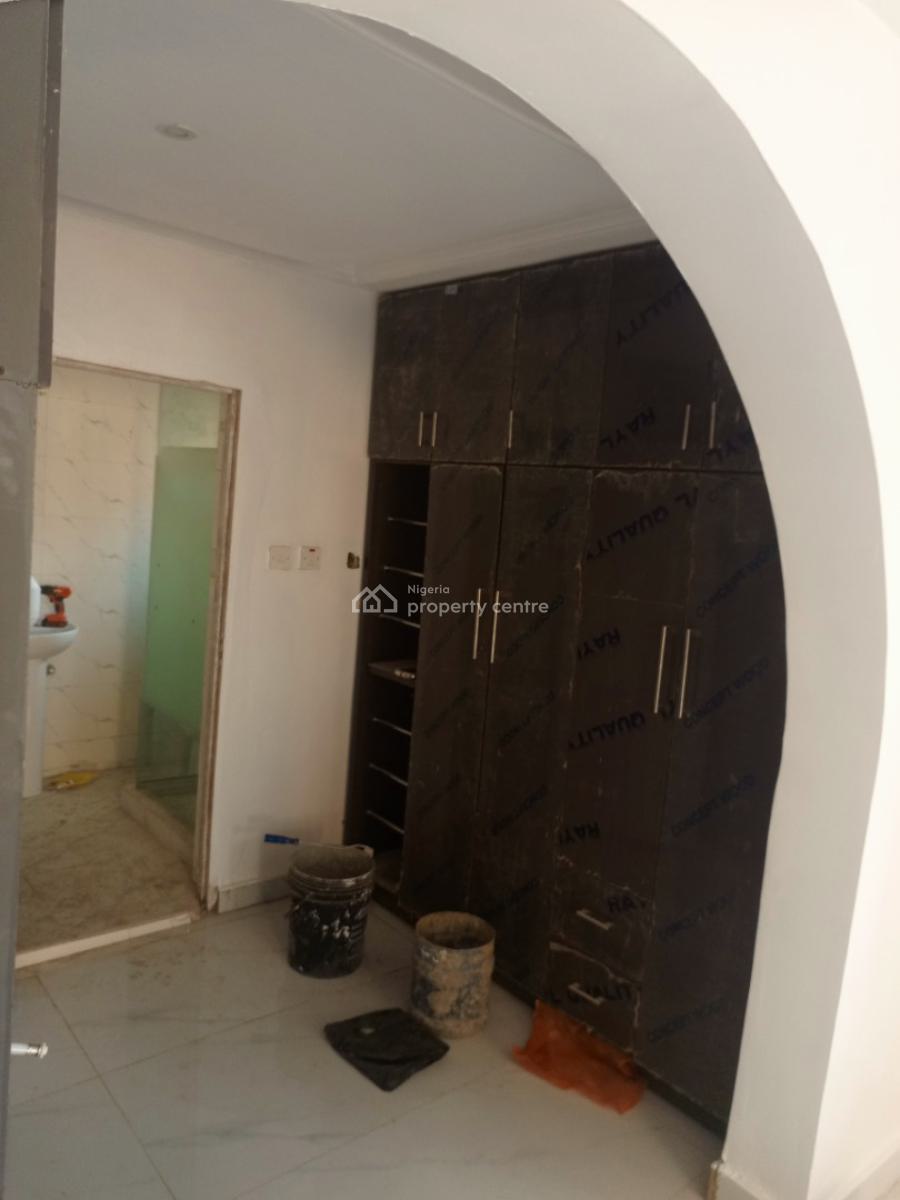 3 Bedroom Flat with All Room En Suite with Bq., Harmony Estate, Gra Phase 1, Magodo, Lagos, Flat / Apartment for Rent