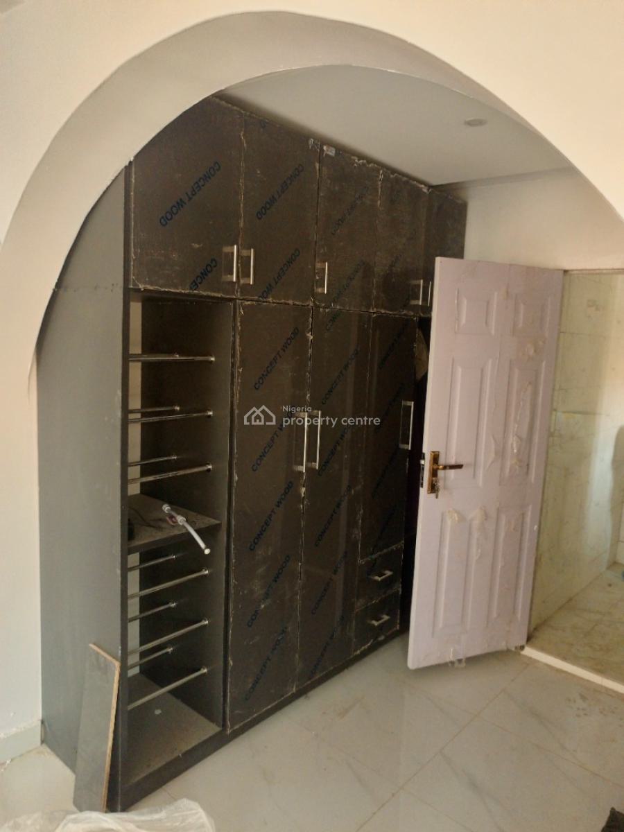 3 Bedroom Flat with All Room En Suite with Bq., Harmony Estate, Gra Phase 1, Magodo, Lagos, Flat / Apartment for Rent