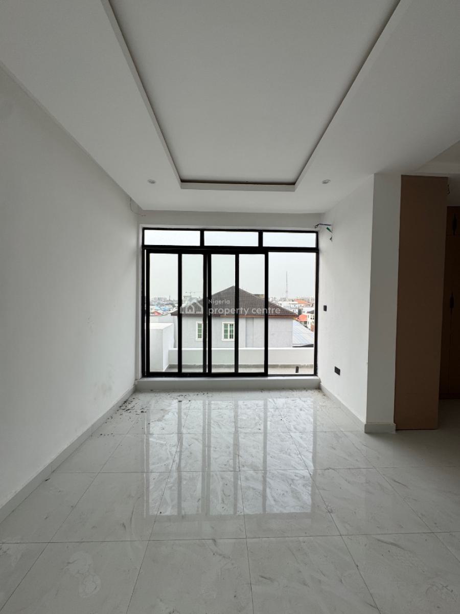 Serviced 2 Bedroom Apartment, Lekki Phase 1, Lekki, Lagos, Block of Flats for Sale