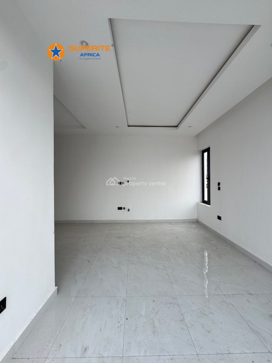 Serviced 2 Bedroom Apartment, Lekki Phase 1, Lekki, Lagos, Block of Flats for Sale