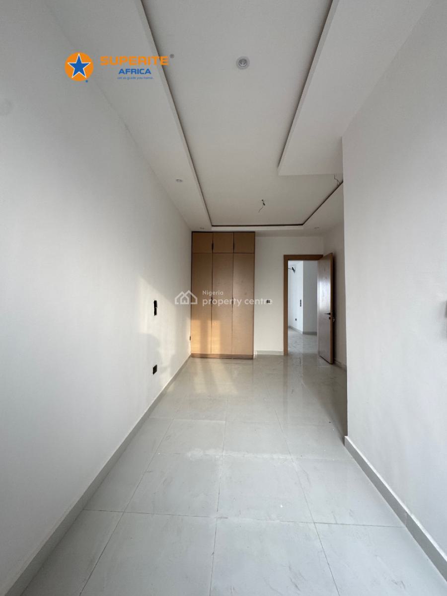 Serviced 2 Bedroom Apartment, Lekki Phase 1, Lekki, Lagos, Block of Flats for Sale