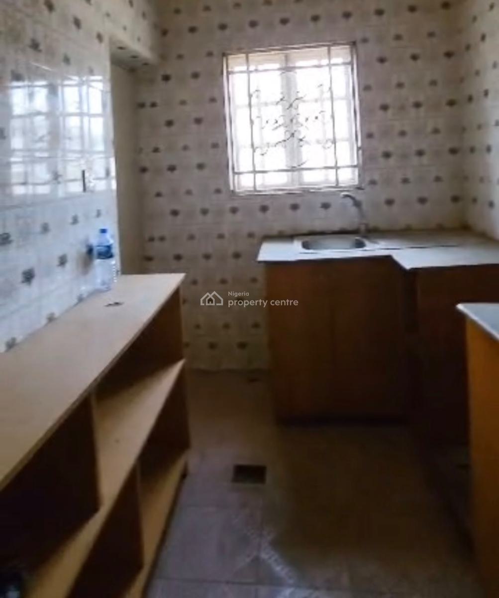 Standard 2 Bedroom Apartment with Dining Area and Palm Tree, By American International School, Durumi, Abuja, Flat / Apartment for Rent