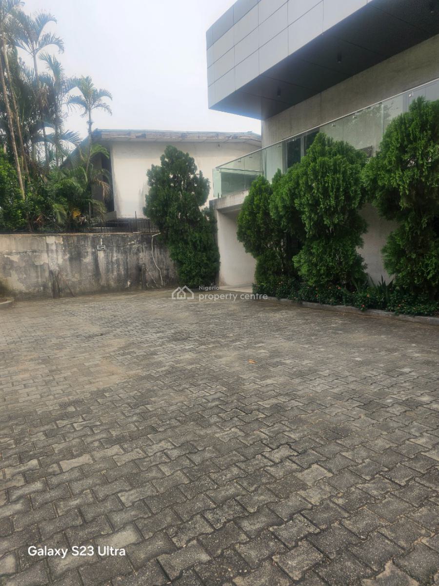 C of O, Balarabe Musa, Victoria Island (vi), Lagos, House for Sale