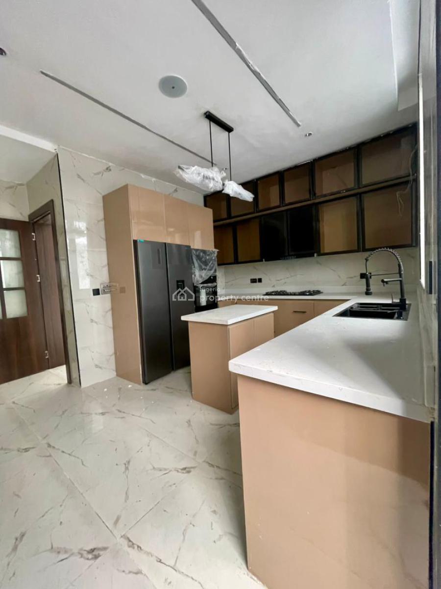 Beautifully Carved 5 Bedroom Fully Detached Home with Bq, Lekki Phase 1, Lekki, Lagos, Detached Duplex for Sale