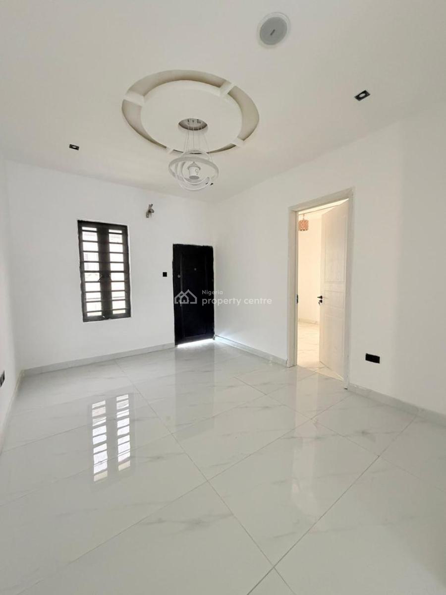 Lovely 5-bedroom Fully Detached House + Bq & Gatehouse, Lekki County, Ikota, Lekki, Lagos, Detached Duplex for Sale